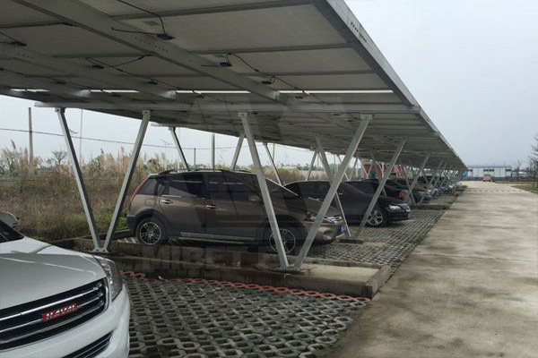 邁貝特（廈門）回訪自主研發MRac車棚光伏項目