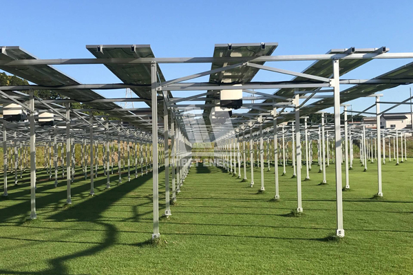 農業大棚光伏電站有什么優勢？支架系統如何選購？