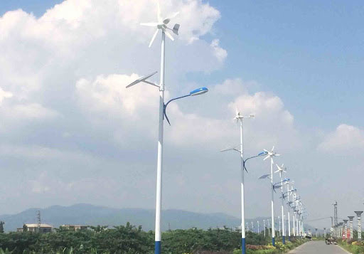 風光互補路燈廠家目前做的比較好有哪些？