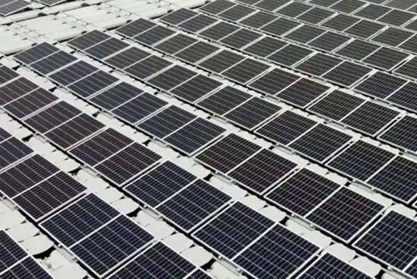 建設漂浮太陽能發電站 - 你需要知道的幾個點