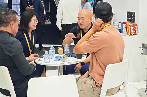 超越無限！邁貝特亮相澳洲展，促進可再生能源發展