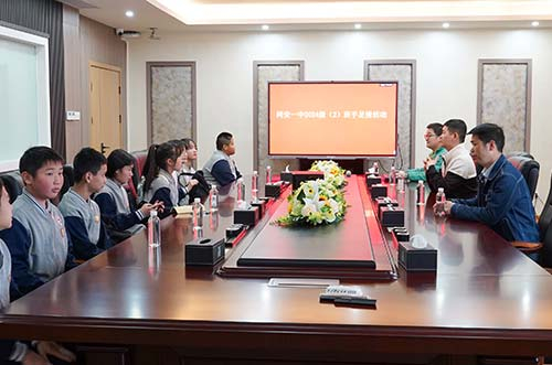 匠心鑄造新能，聚力啟迪未來！邁貝特攜手青少年探索綠色智造工廠