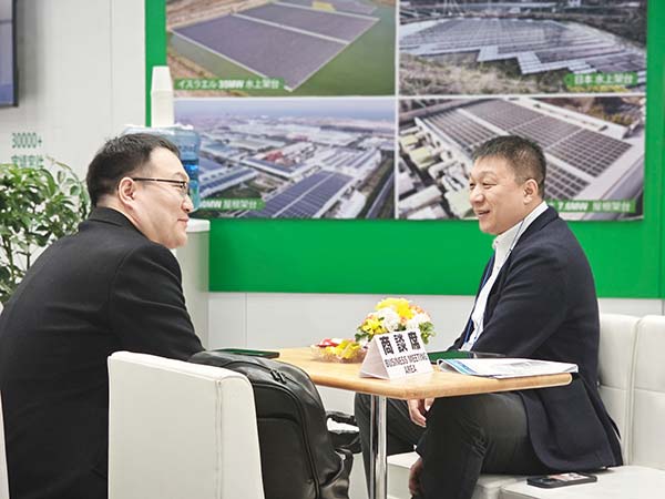 邁貝特東京PV EXPO現場